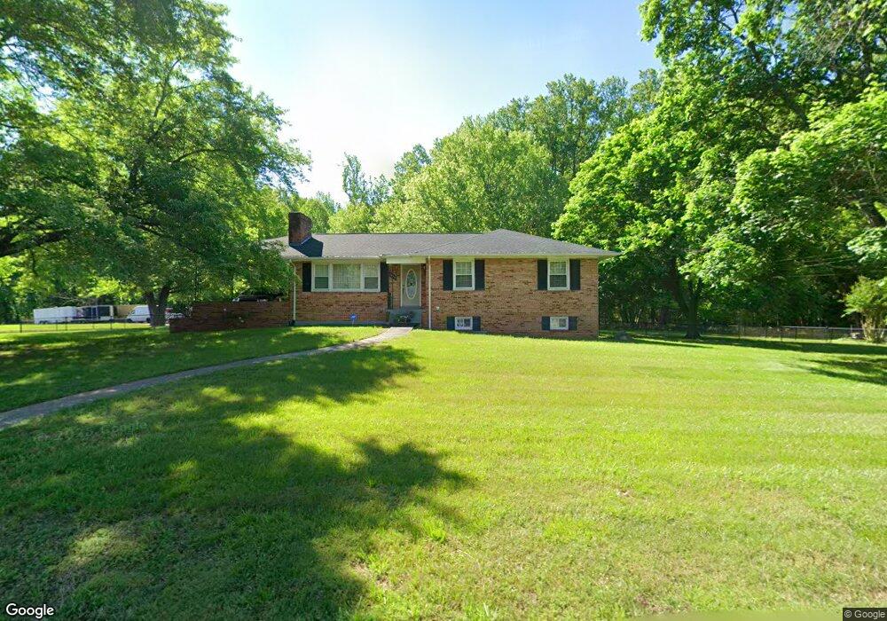 14813 Dunbarton Dr, Upper Marlboro, MD 20772 - photo 1