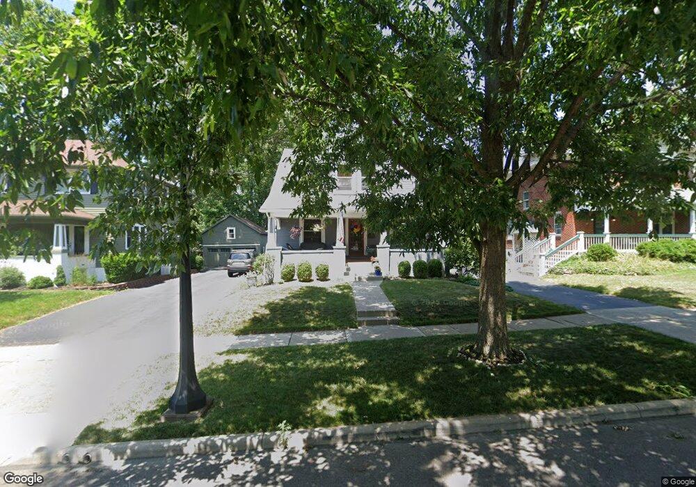 200 Blenheim Rd, Columbus, OH 43214 - photo 1