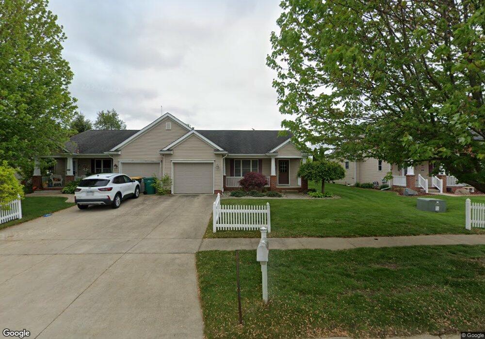 102 Beacon Point Pkwy S, Flushing, MI 48433 - photo 1