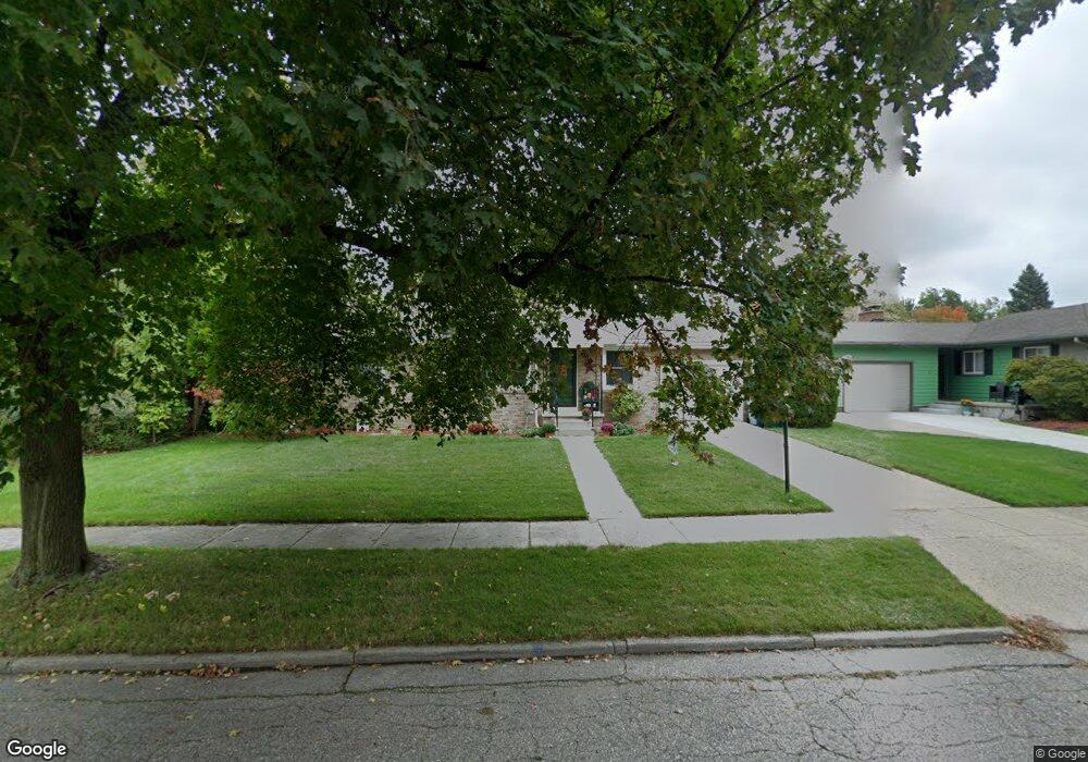 2011 Rossiter Place, Lansing, MI 48911 - photo 1