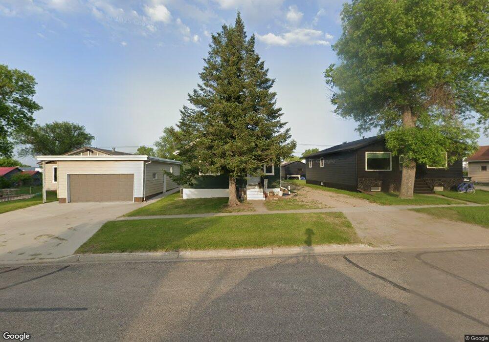 313 Eggert St, Turtle Lake, ND 58575 - photo 1
