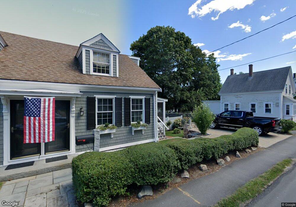 9 Thaxter St, Hingham, MA 02043 - photo 1
