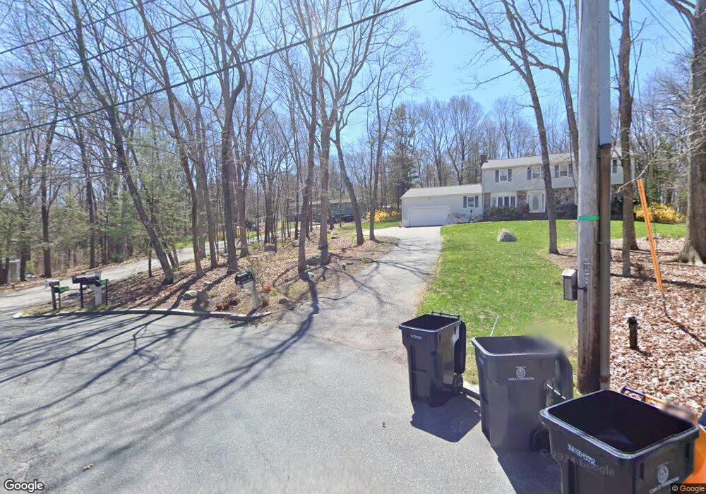 6 Kevin Cir, Framingham, MA 01701 - photo 1