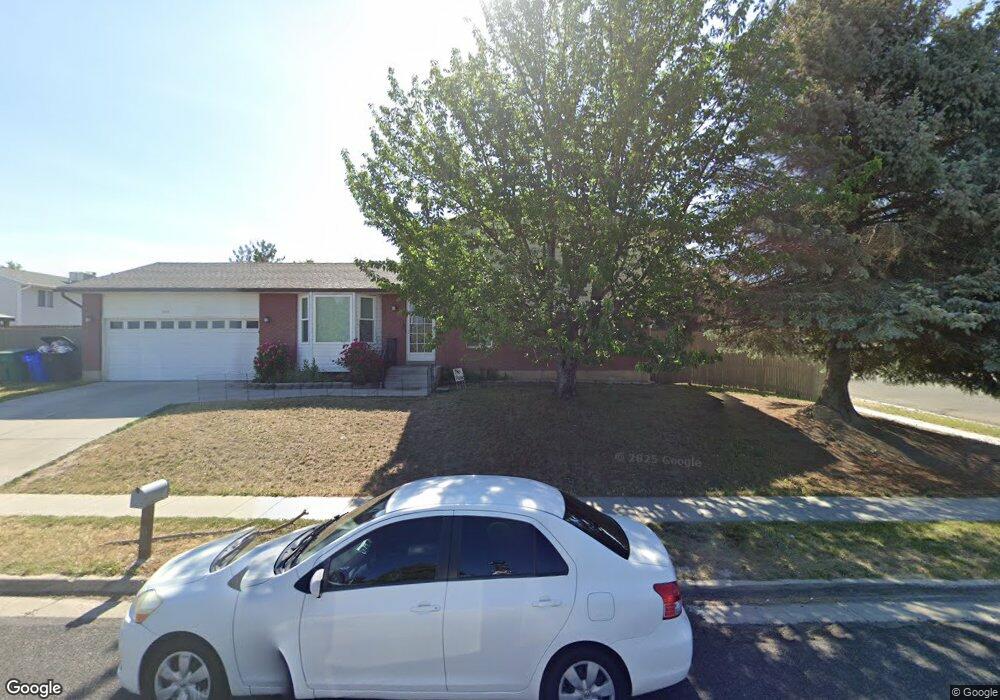 6614 S Cougar Ln, West Jordan, UT 84081 - photo 1