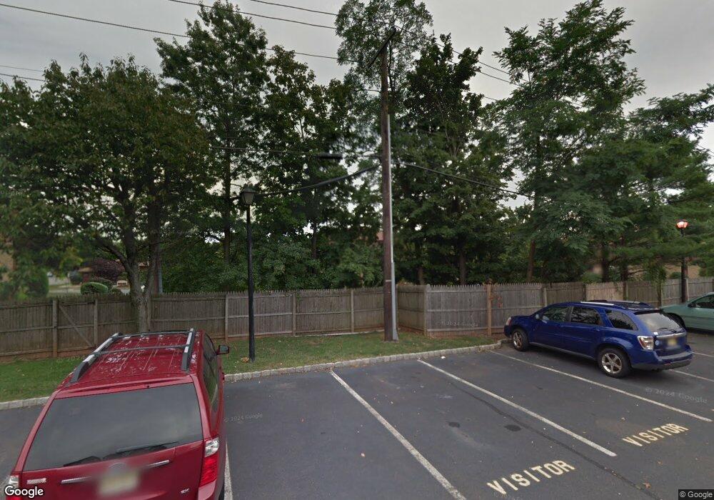 25 Powderhorn Ct, Woodbridge, NJ 07095 - photo 1