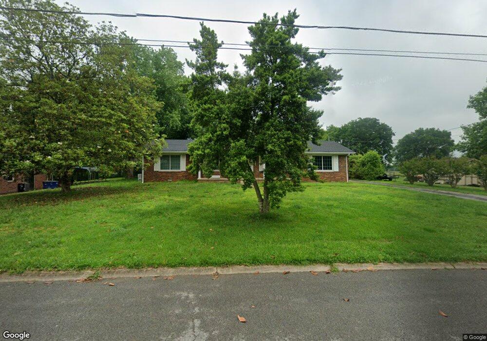 502 Foxhall Dr, Shelbyville, TN 37160 - photo 1