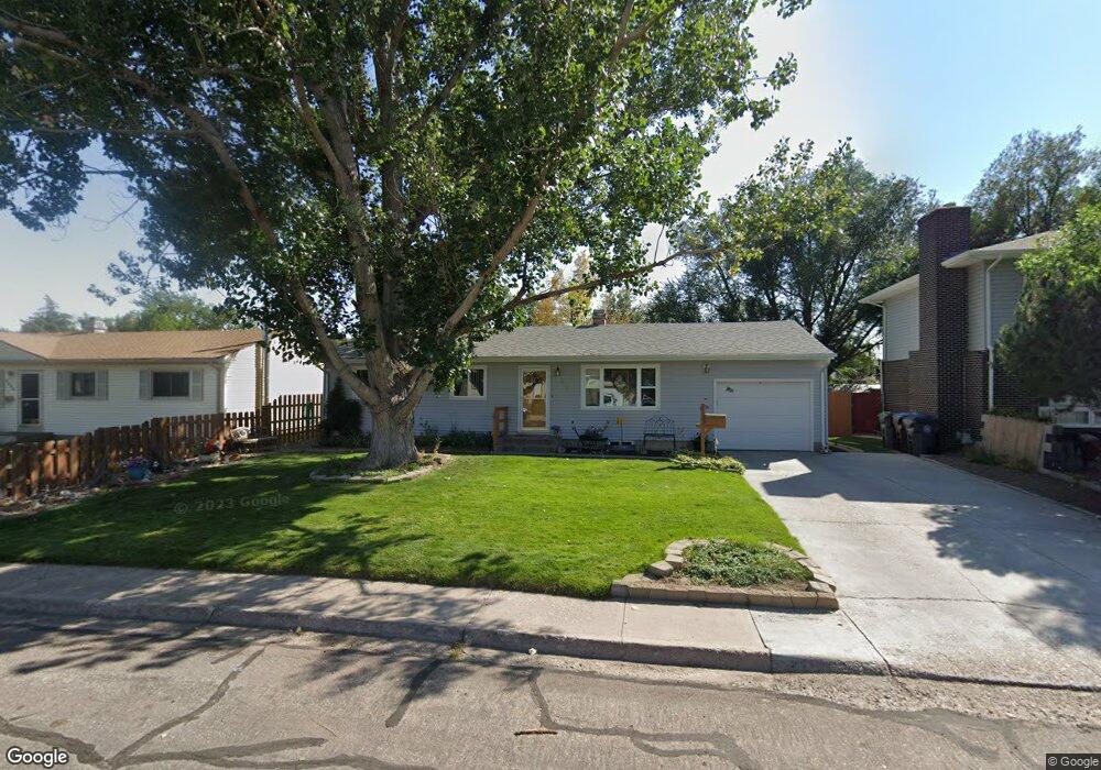 3939 E 8th St, Cheyenne, WY 82001 - photo 1