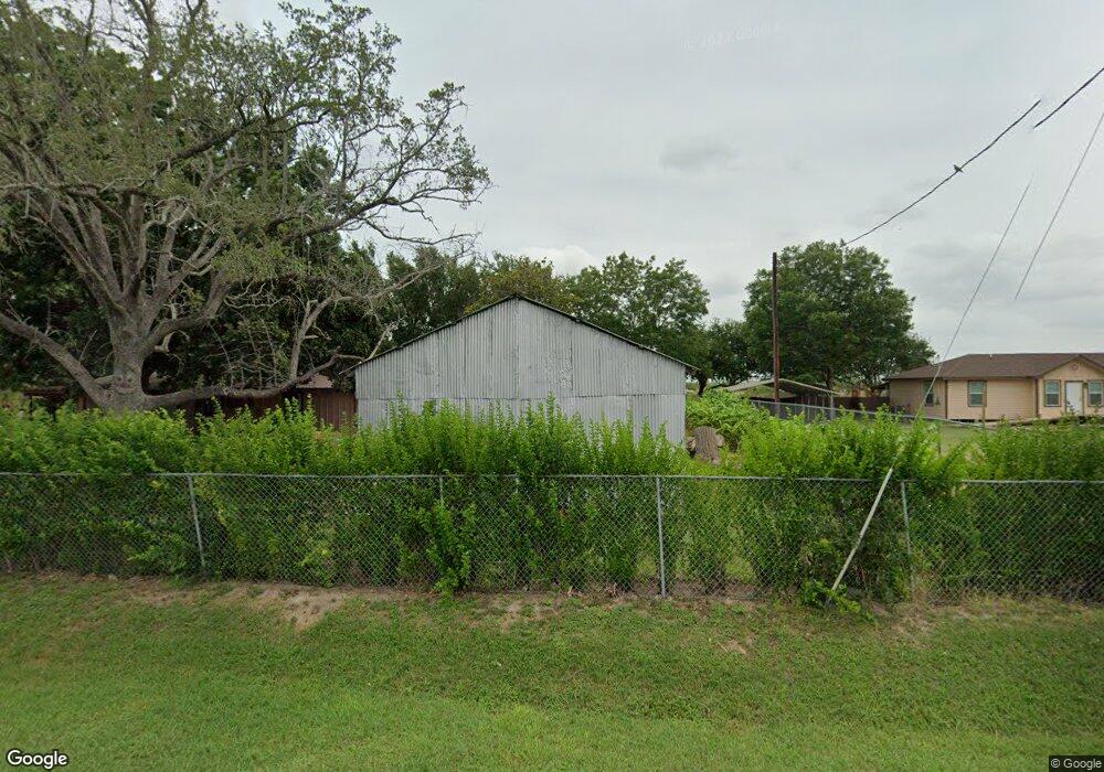 5425 N Mile 4 1/2 W, Weslaco, TX 78599 - photo 1