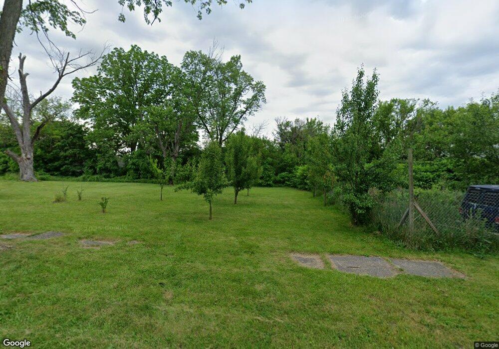 1522 E Hamilton Ave, Flint, MI 48506 - photo 1