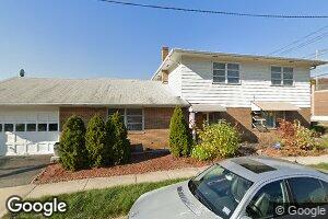 440 Rutherford Ave, Lyndhurst, NJ 07071