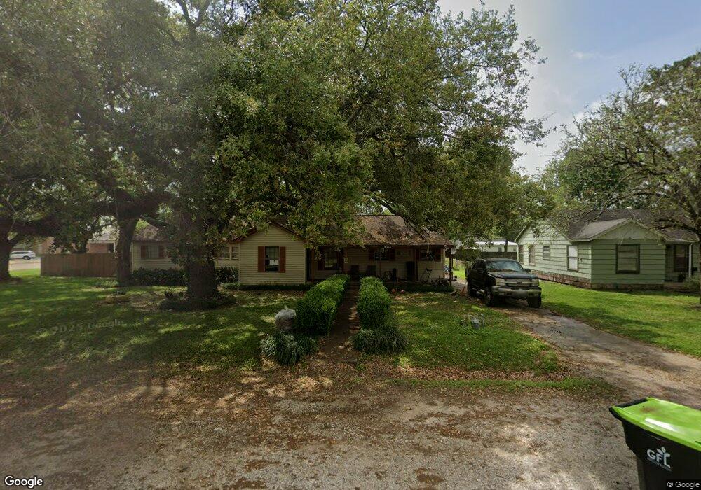 3216 9th St, Bay City, TX 77414 - photo 1