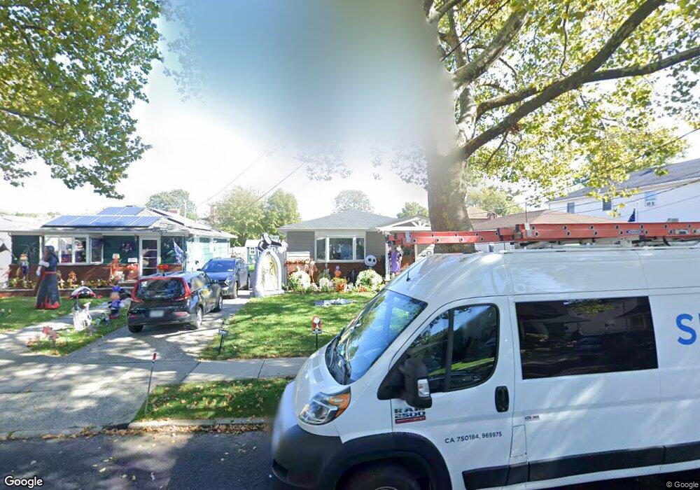 39 Hawthorne Ave, Staten Island, NY 10314 - photo 1