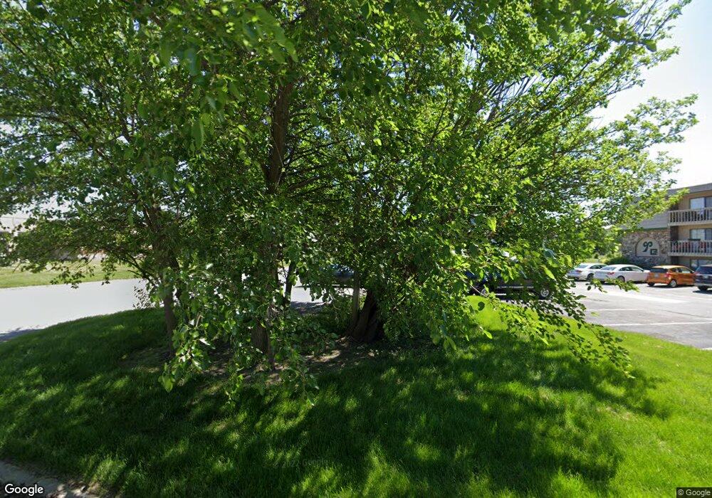 5333 Cedar Point Dr unit E127, Crown Point, IN 46307 - photo 1