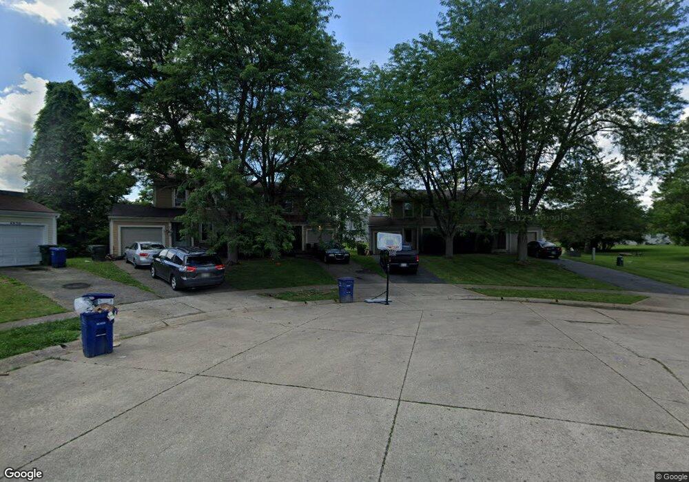 4851 Bradington Ct, Columbus, OH 43229 - photo 1