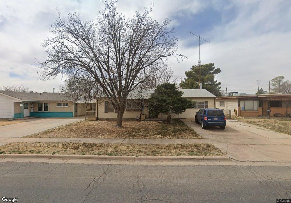 1923 N Steven Dr, Hobbs, NM 88240 - photo 1
