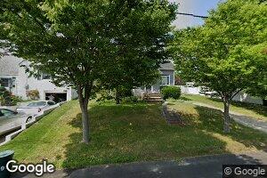 125 Oak St, Islip, NY 11751