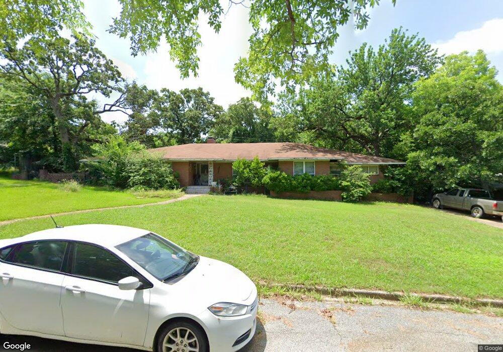 1610 W Munson St, Denison, TX 75020 - photo 1