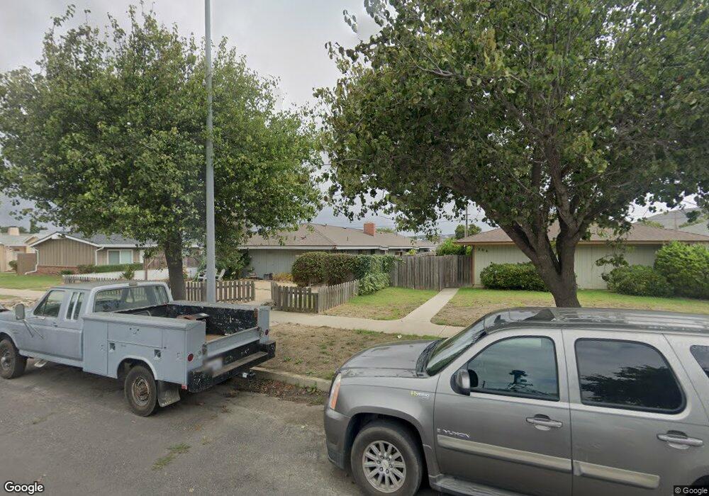 212 N C St, Lompoc, CA 93436 - photo 1