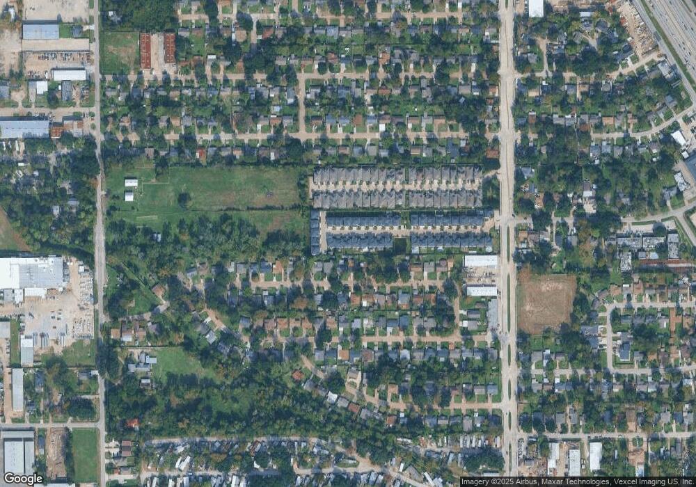 423 Yale Oaks Ln, Houston, TX 77091 - photo 1