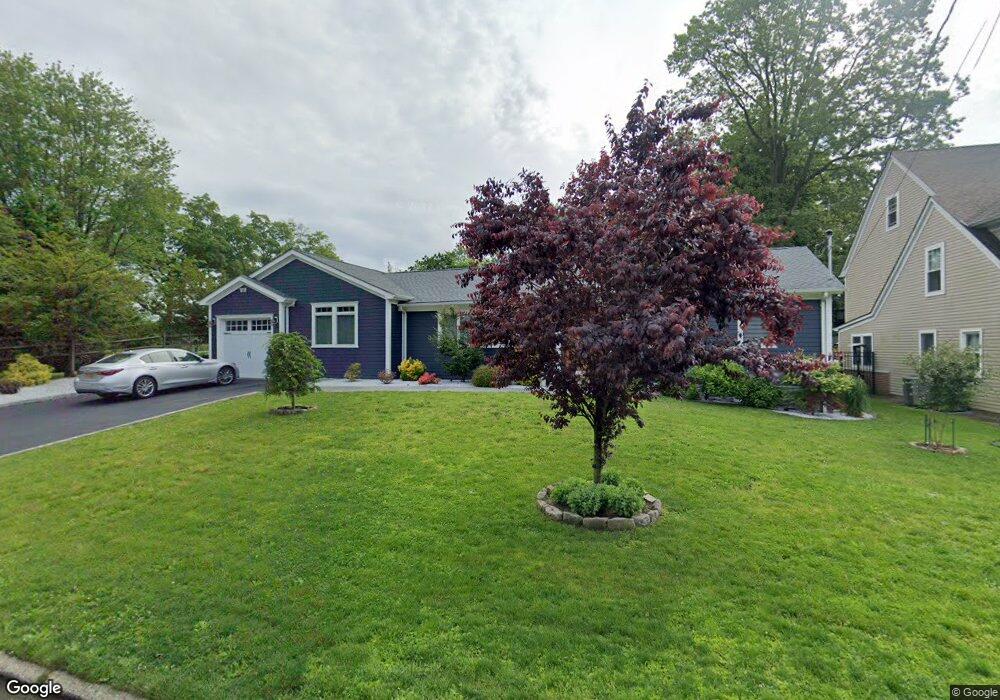 1512 Raleigh Rd, Mamaroneck, NY 10543 - photo 1