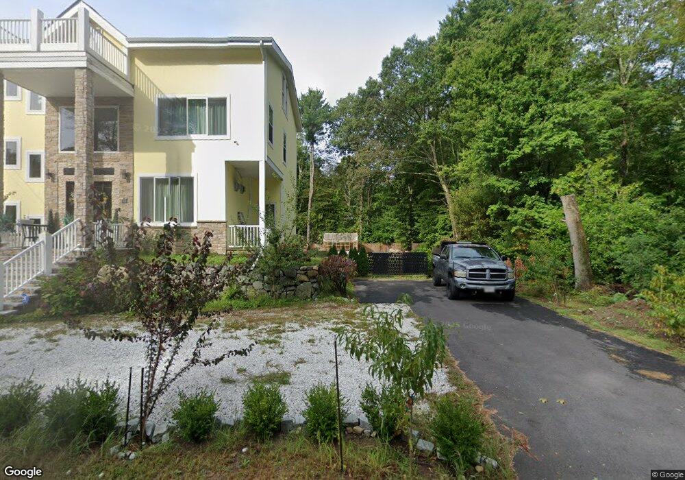 186 Hingham St, Rockland, MA 02370 - photo 1