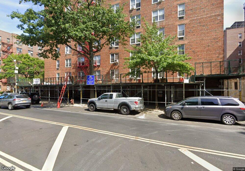 41-07 Bowne St unit 1G, Flushing, NY 11355 - photo 1