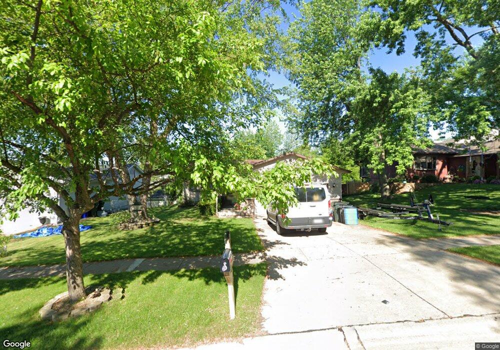 1648 27th St NW, Cedar Rapids, IA 52405 - photo 1