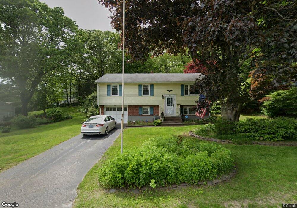 55 Lathrop Ave, Pawcatuck, CT 06379 - photo 1