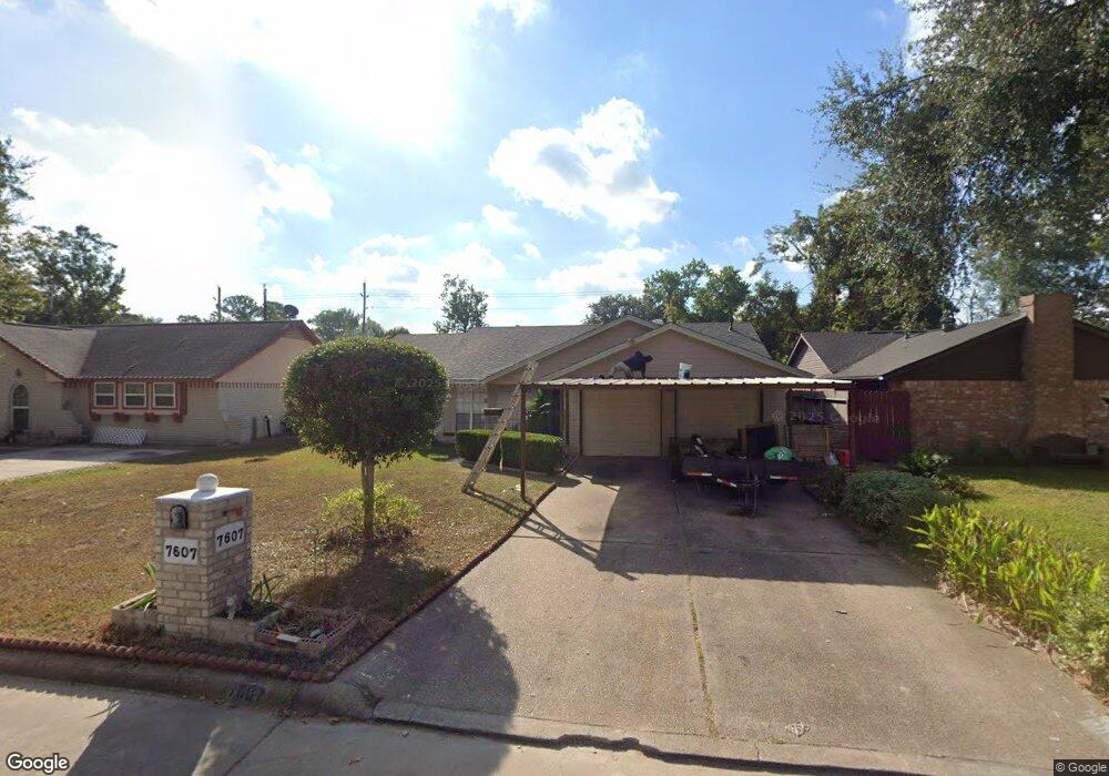 7607 Deadwood Dr, Houston, TX 77040 - photo 1
