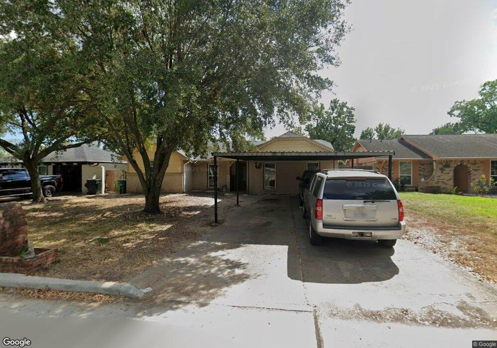 6423 French Chateau Dr, Houston, TX 77088 - photo 1