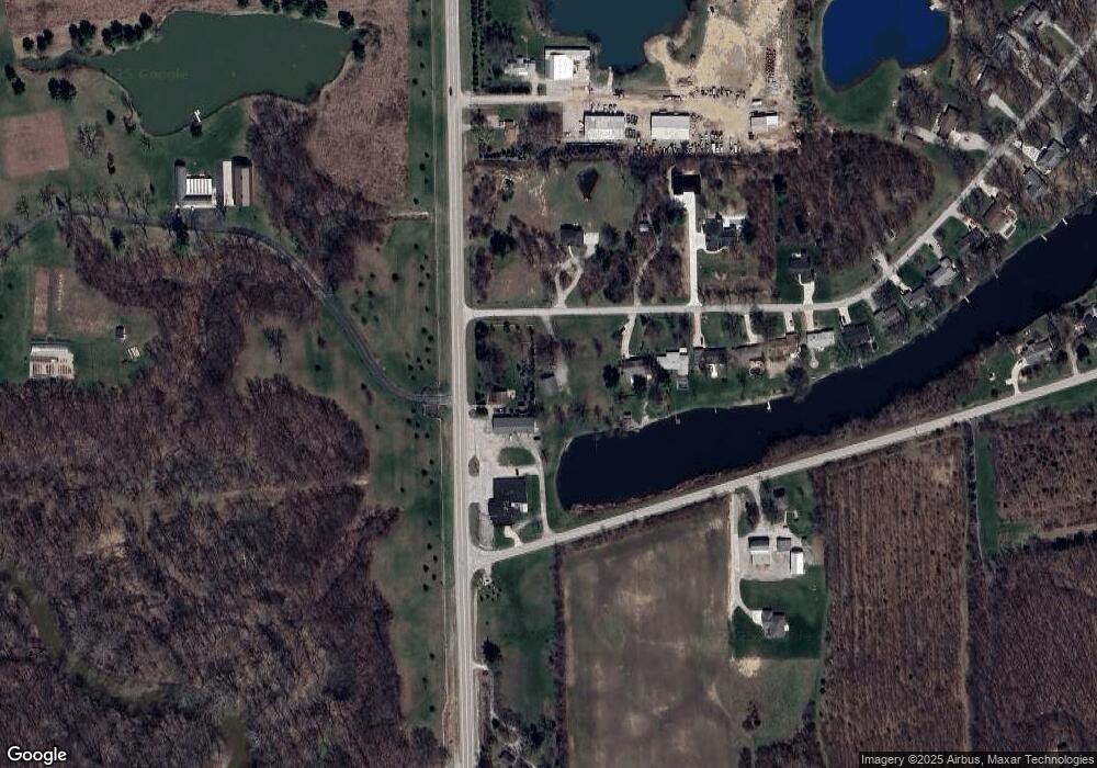 5510 N Shore Dr, Leo, IN 46765 - photo 1