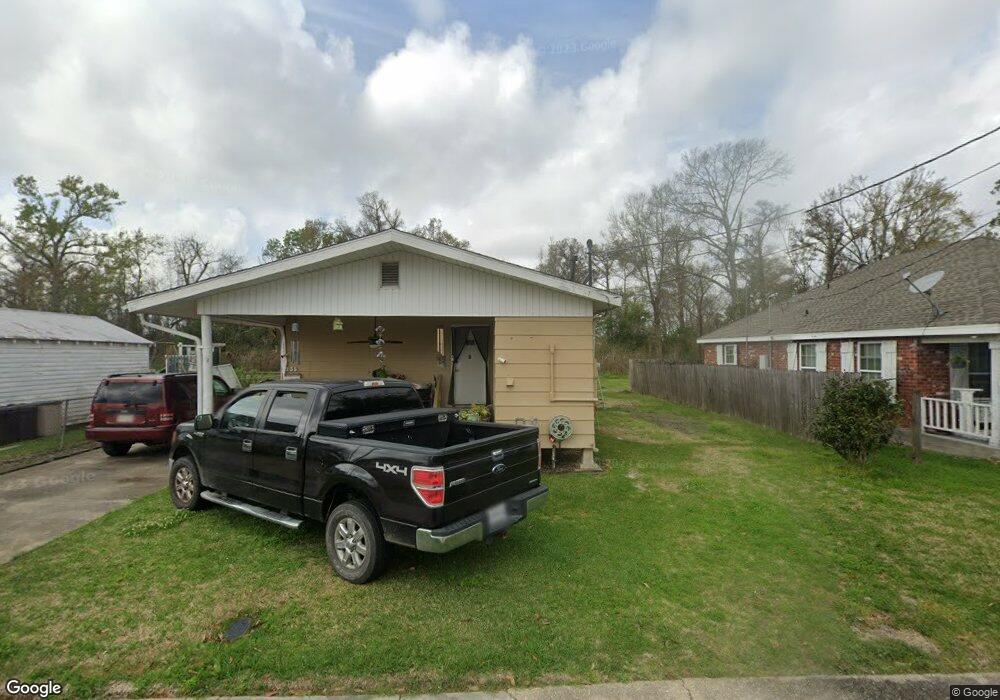 235 Garnet St, Houma, LA 70364 - photo 1