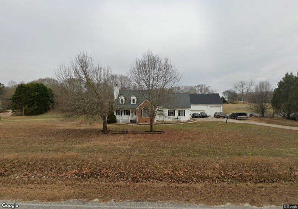 371 Tom Finch Rd, Jefferson, GA 30549 - photo 1