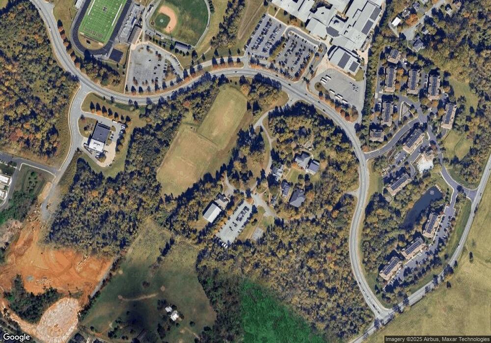 295 Tandem Ln, Charlottesville, VA 22902 - photo 1