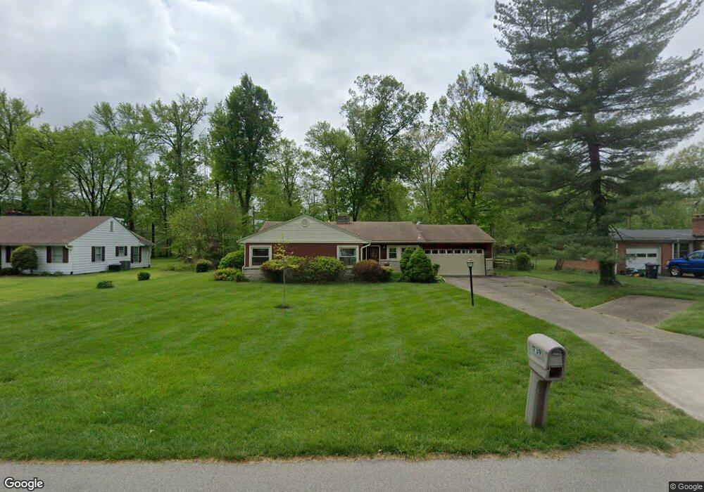 1739 Lynnwood Dr, New Albany, IN 47150 - photo 1