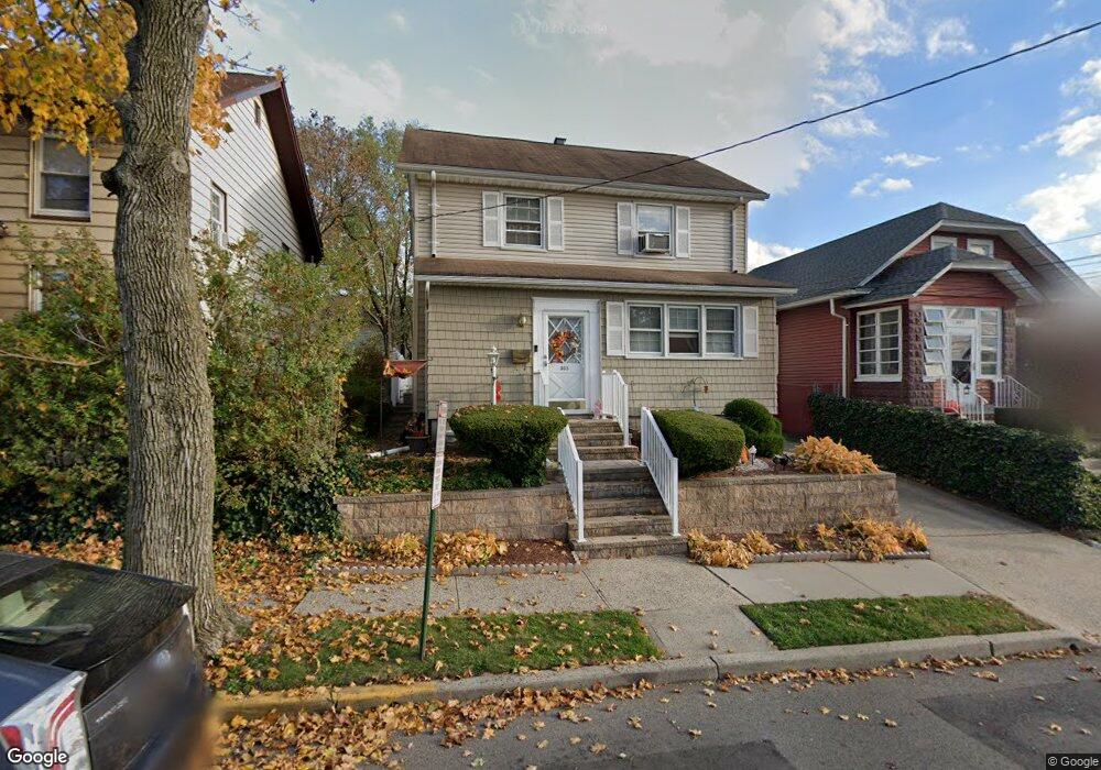 569 3rd St, Carlstadt, NJ 07072 - photo 1
