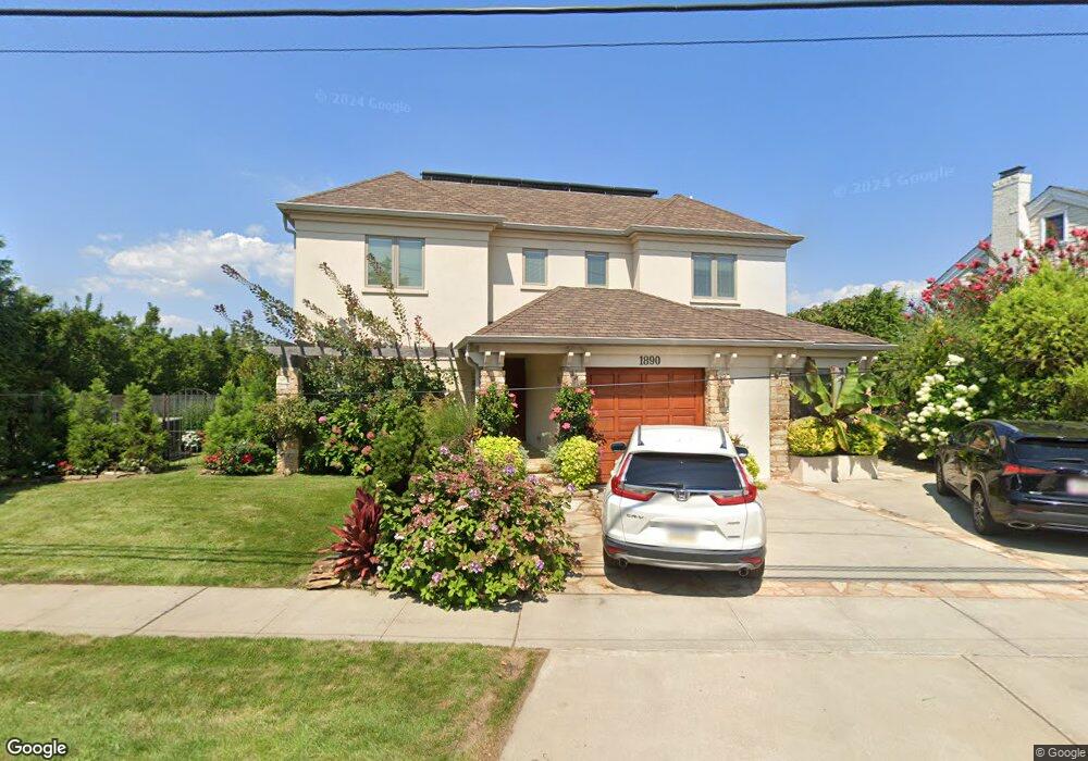 1890 Bay Blvd, Atlantic Beach, NY 11509 - photo 1