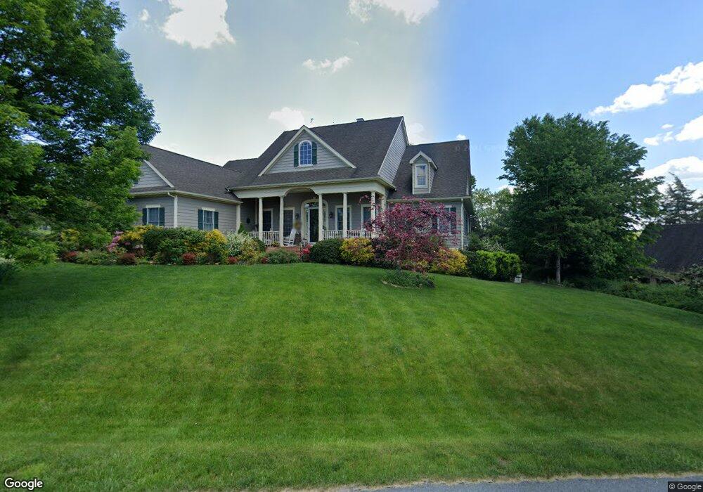 247 S Tamarac Dr, Shepherdstown, WV 25443 - photo 1