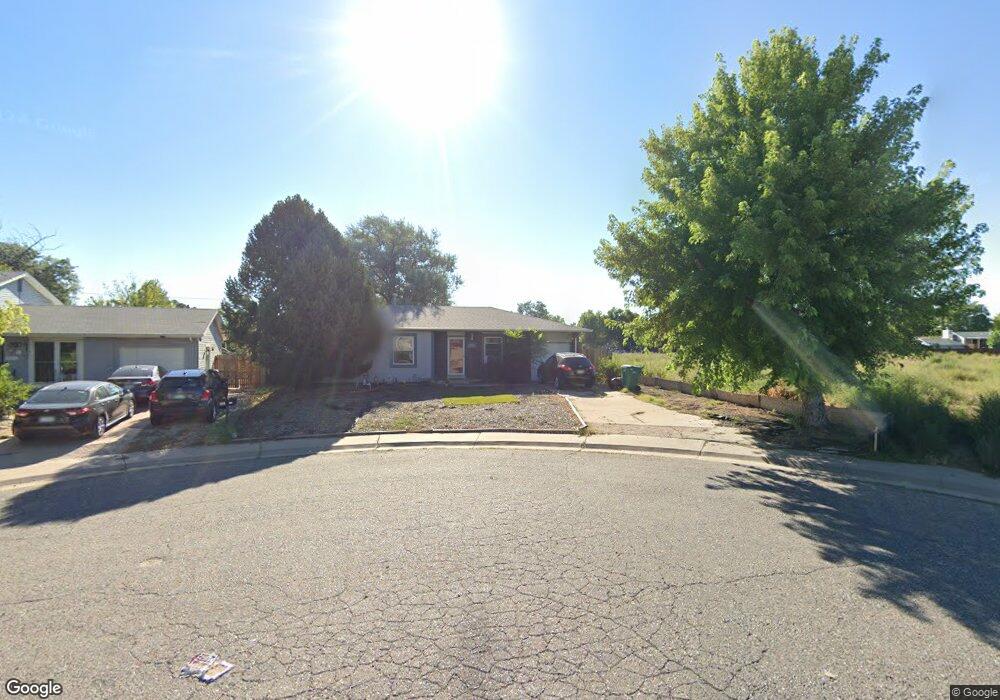 1006 Mobile St, Aurora, CO 80011 - photo 1