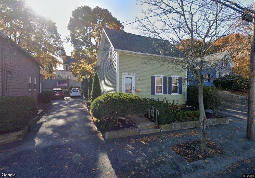 82 Hancock St, Stoneham, MA 02180 - photo 1