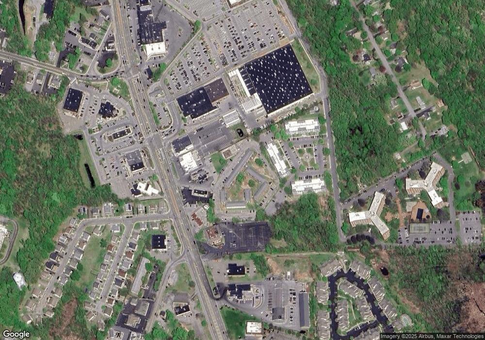 1548 Route 9 unit 2E, Wappingers Falls, NY 12590 - photo 1