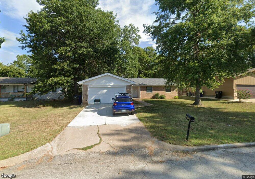 516 W Urbana St, Broken Arrow, OK 74012 - photo 1
