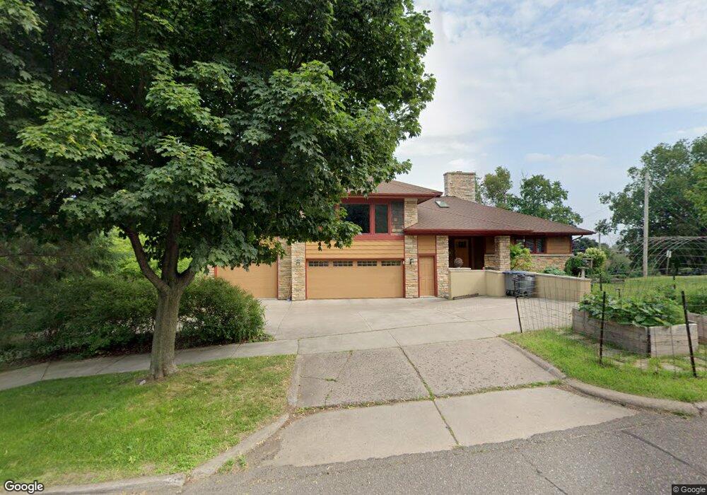 2602 E 1st St, Duluth, MN 55812 - photo 1