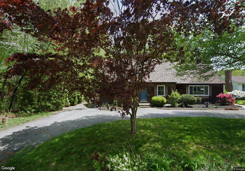 918 Noank Ledyard Rd, Mystic, CT 06355 - photo 1