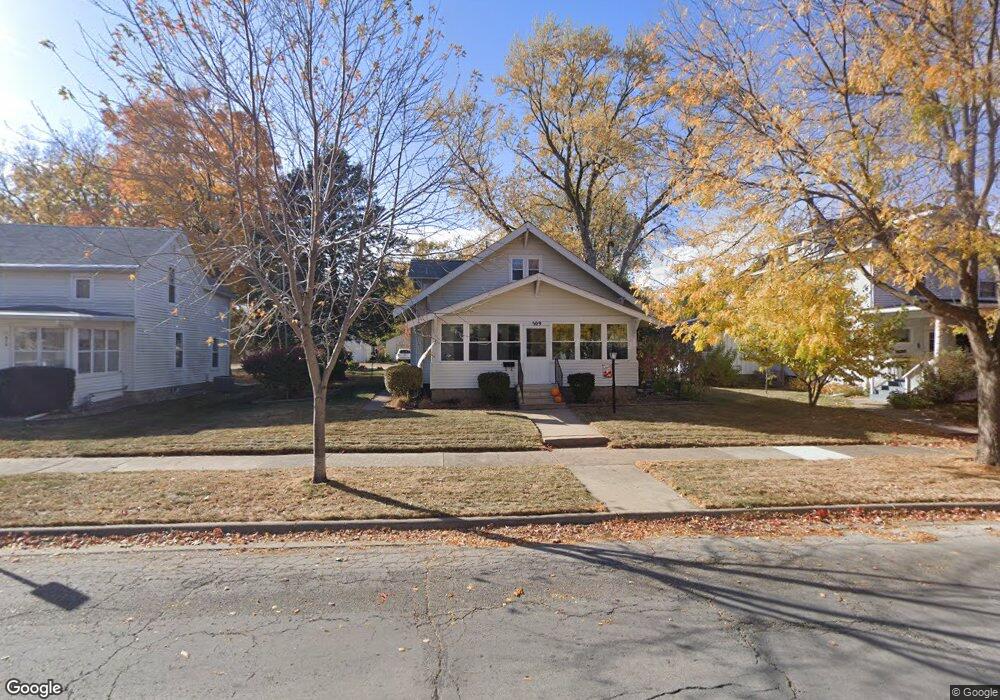 509 Walnut St, Cedar Falls, IA 50613 - photo 1