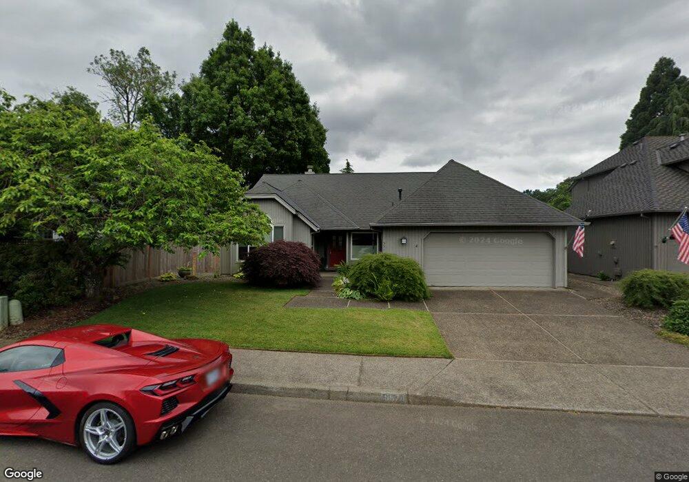 5574 Langford Ln, Lake Oswego, OR 97035 - photo 1