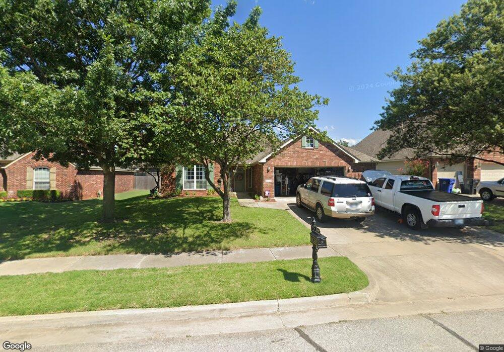 1710 W Vicksburg Place, Broken Arrow, OK 74011 - photo 1