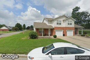 207 Walnut St, Bartelso, IL 62218