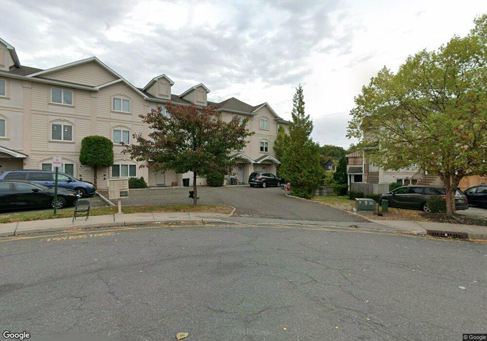 28 Wiener Dr unit 3, Monsey, NY 10952 - photo 1