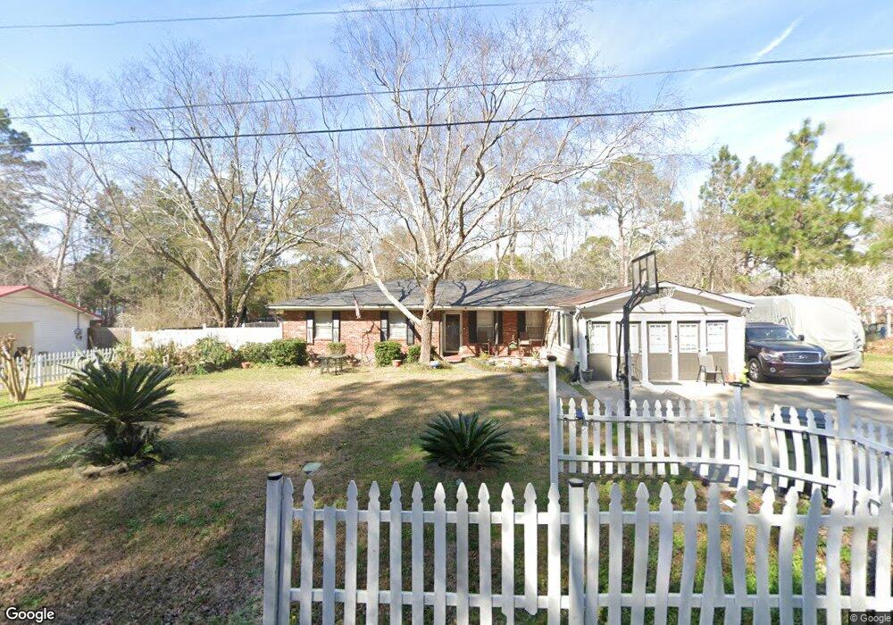 809 W James St, Claxton, GA 30417 - photo 1